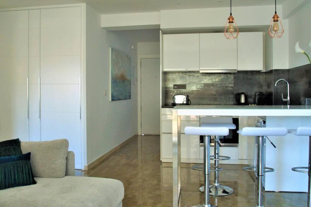 Apartamento Piccadilly Suite Торремолинос Экстерьер фото