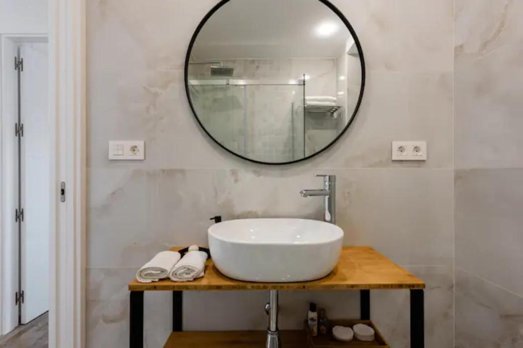 Apartamento Piccadilly Suite Торремолинос Экстерьер фото